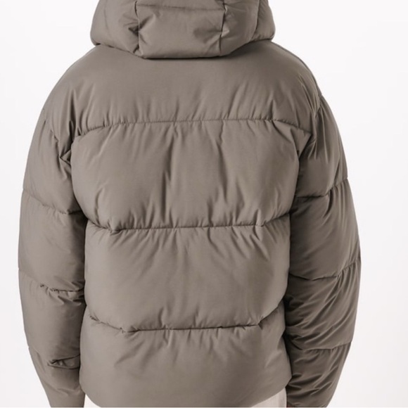 Puffer jacket - Picture 3 of 6